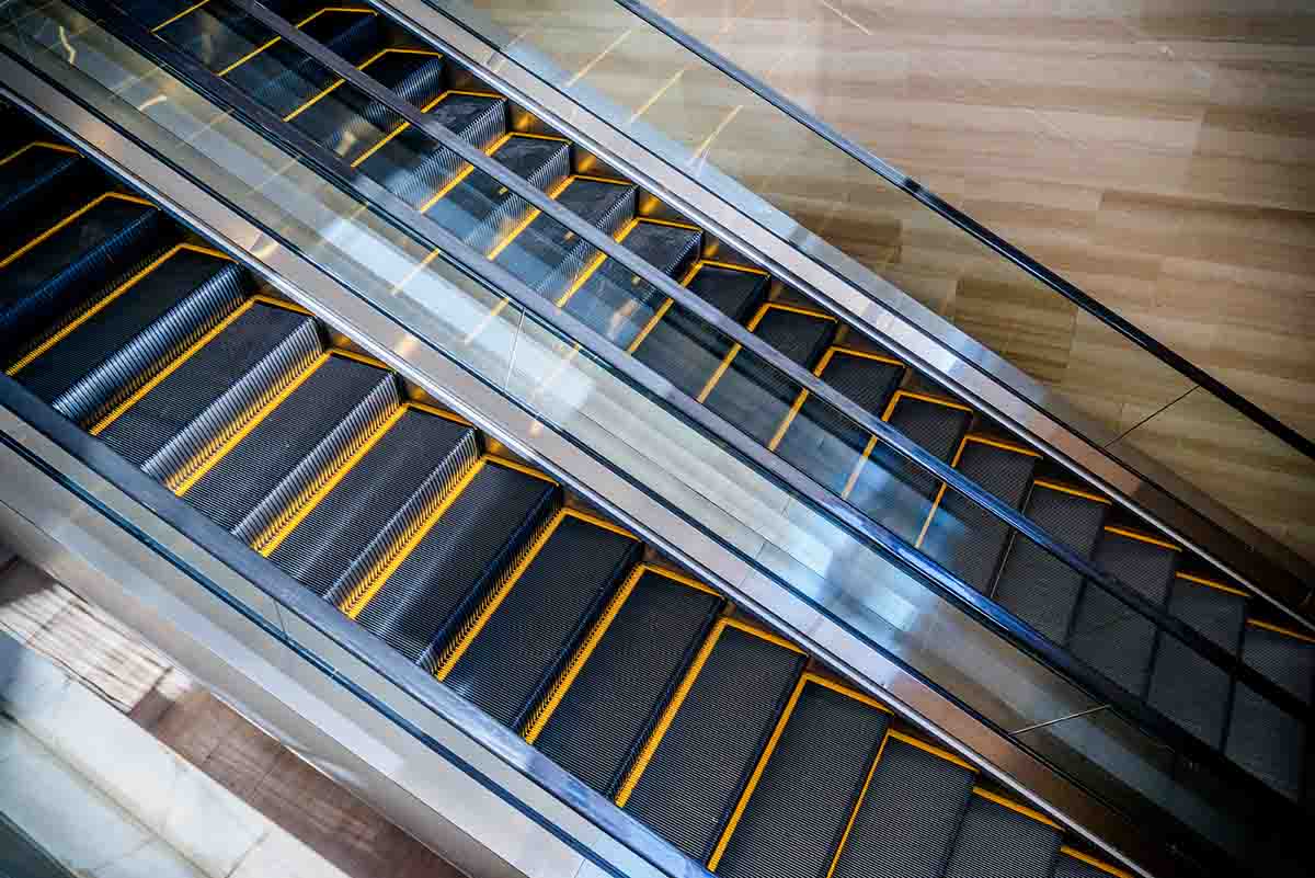 Ups and Downs of Escalator